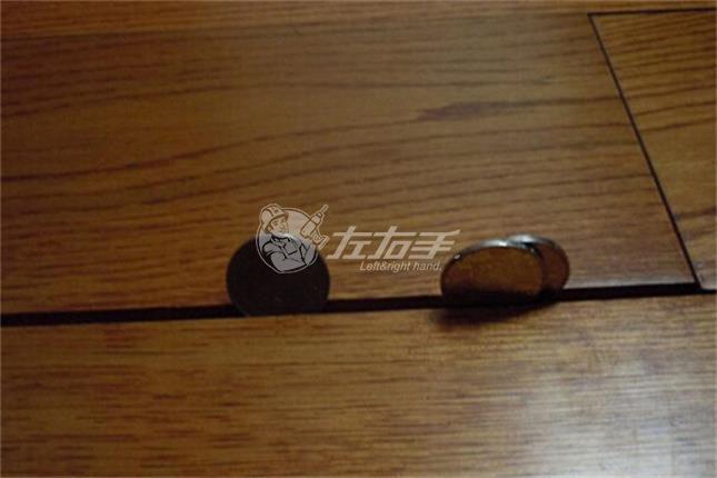 木地板開(kāi)縫自己能修復(fù)嗎？有什么技巧