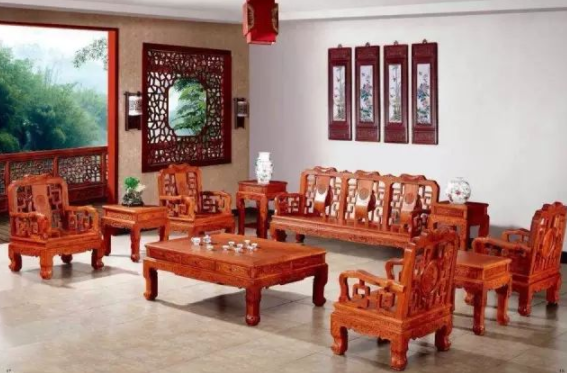 紅木沙發(fā)套：紅木沙發(fā)怎么選？四點建議及市場常見紅木沙發(fā)款式、特點